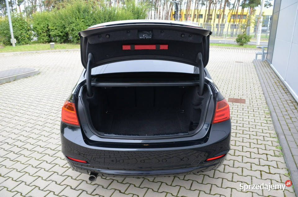 BMW 320 Czarna 320i ED 170 Opłacona Bixenon łódzkie Kutno sprzedam