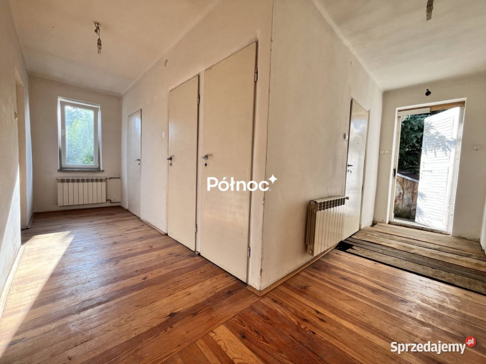 Dom z dwoma mieszkaniami Duża działka 025 ha