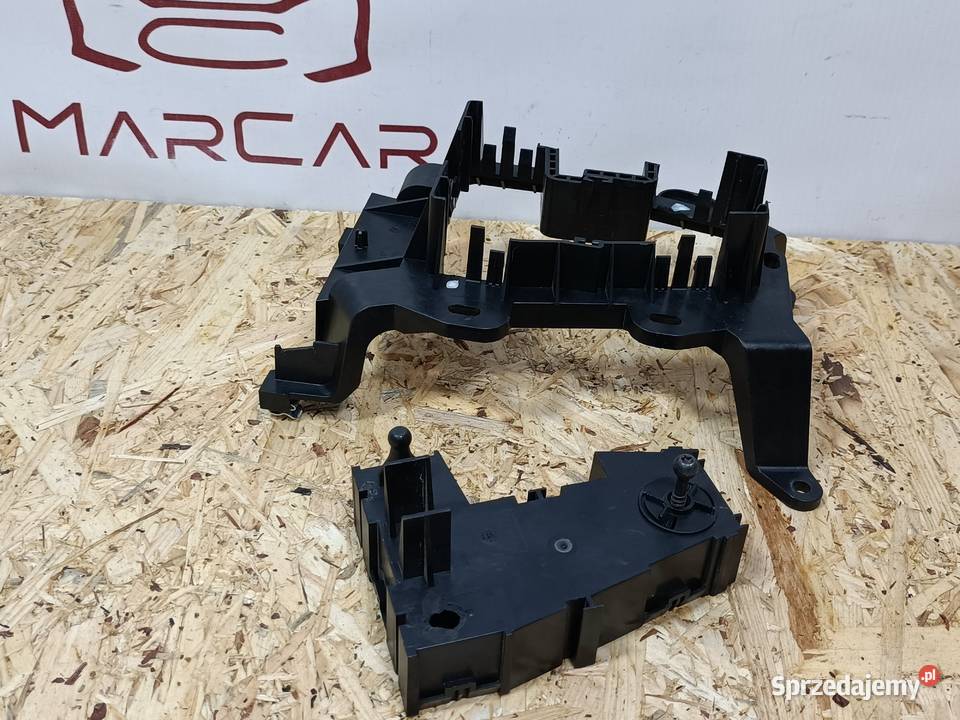 FORD FOCUS 18 UCHWYT MOCOWANIE CZUJNIKA RADARU osobowe Części montażowe Pleszew