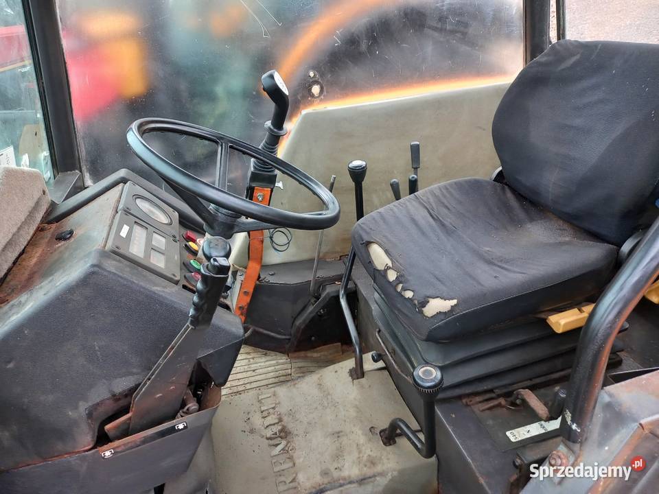 Renault 750 z ładowaczem Faucheuxa silnik MWM wielkopolskie Turek sprzedam