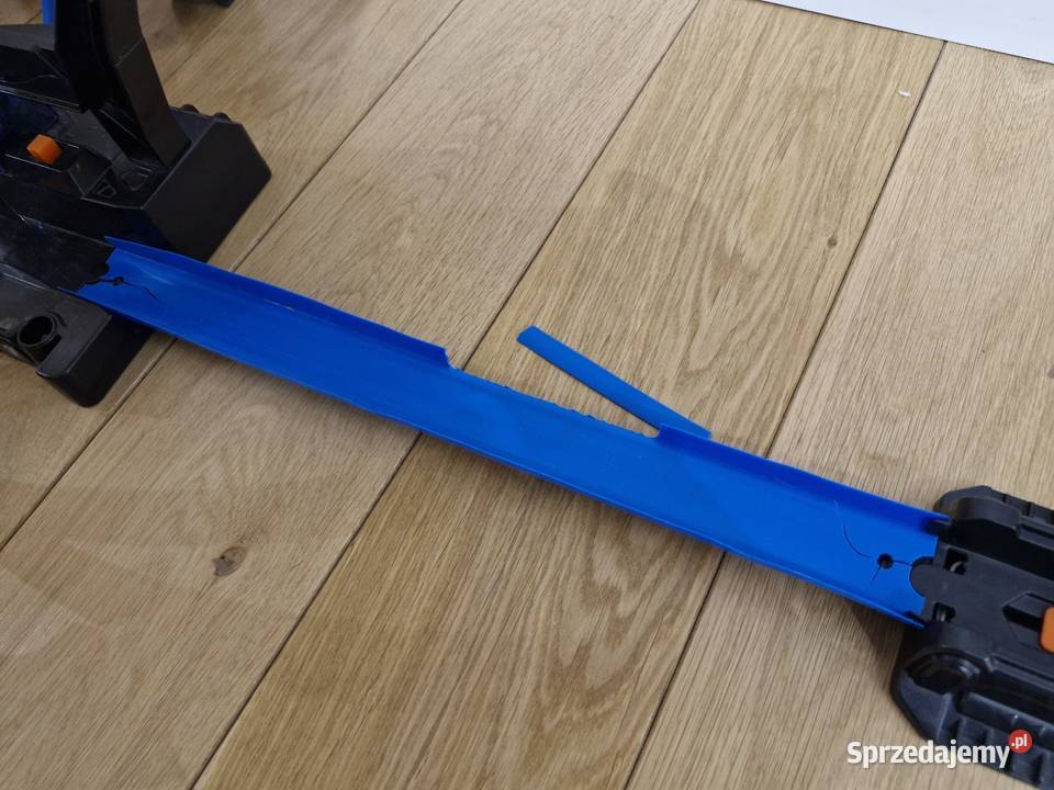 Hot Wheels FTB65 Corkscrew Crash Zestaw Pętle Trojany