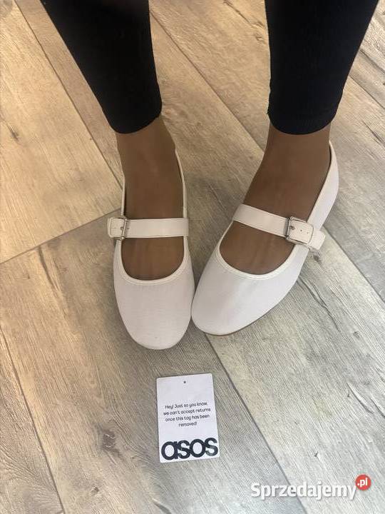 41 Asos Design Białe baleriny z Londynu Nowe Balerinki Kraków