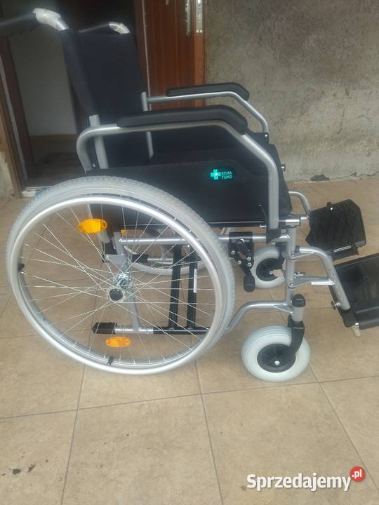Wózek inwalidzki Reha Fund praktycznie nowy Sprzęt rehabilitacyjny i ortopedyczny mazowieckie Lucimia
