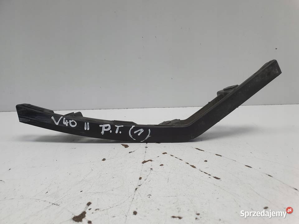 Volvo V40 II ŚLIZG TYLNEGO ZDERZAKA PRAWY TYŁ Janów