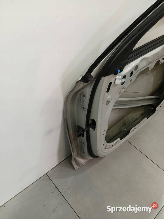 DRZWI PRAWE PRZÓD 72646 S60 III Volvo V60 II świętokrzyskie sprzedam