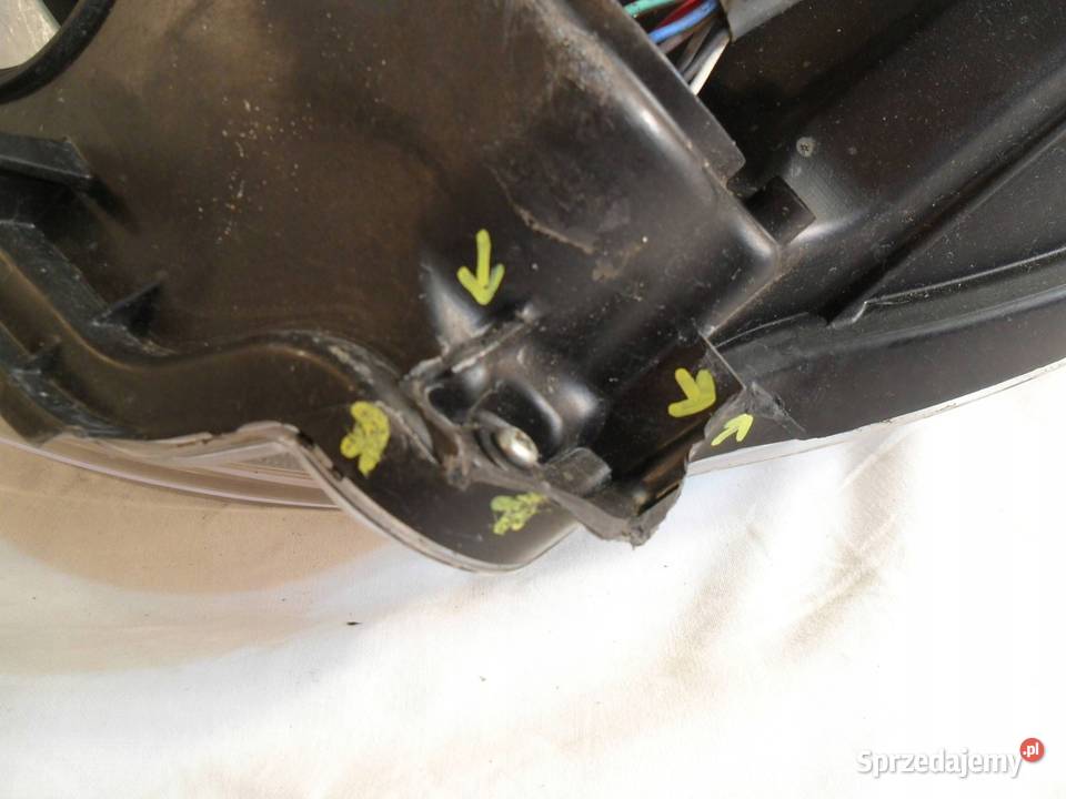 REFLEKTOR PRZÓD STRONA PRAWA SUZUKI IGNIS Nowy Tomyśl