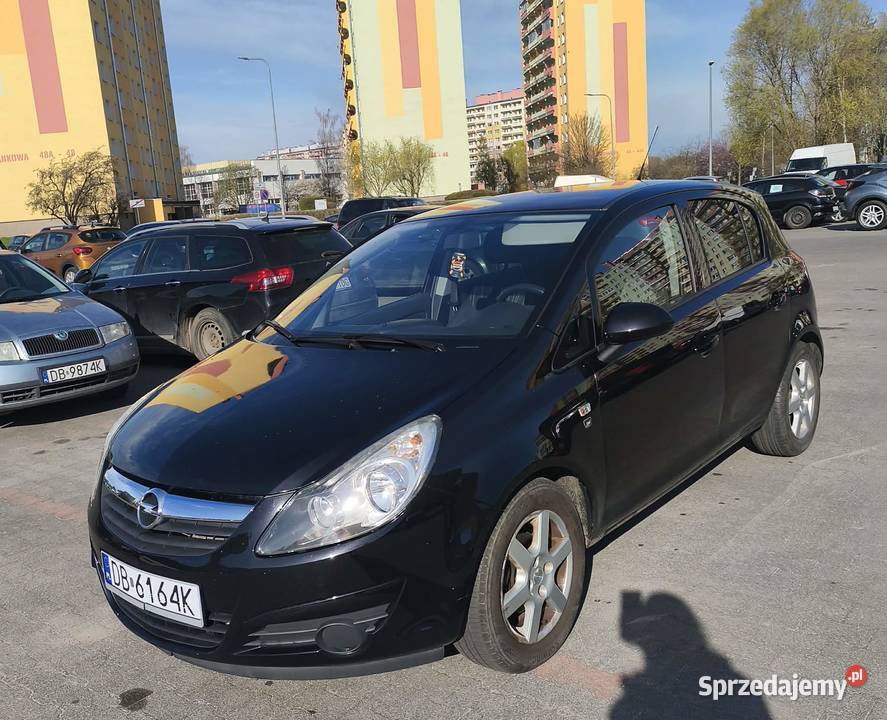 Opel Corsa D 14 16V 2010r 5 Drzwi Wałbrzych
