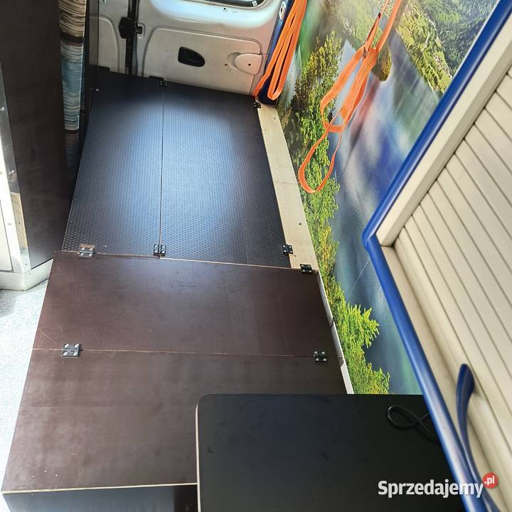 Vivaro Trafic zabudowa kampera zamontowana i Skawina