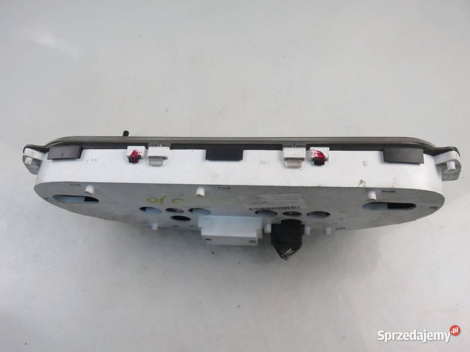 LICZNIK CHRYSLER VOYAGER IV 25 CRD P05082528AC osobowe