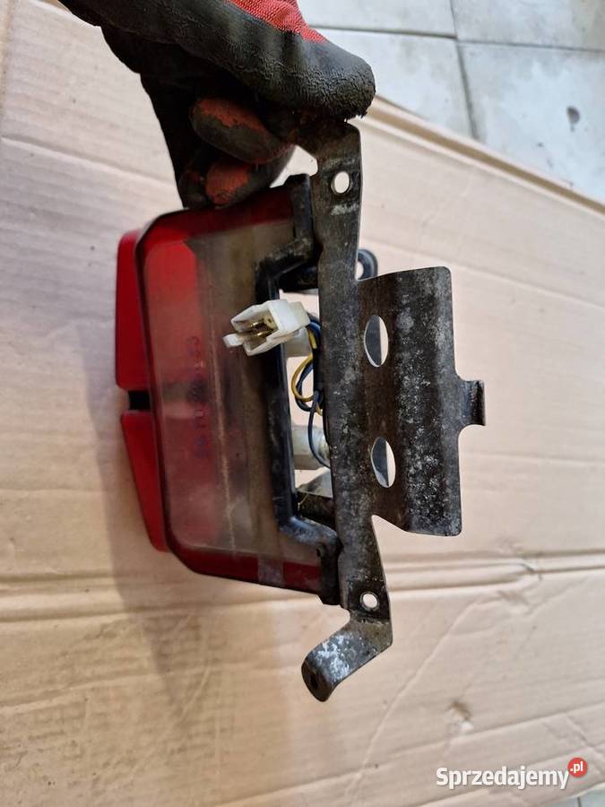 Yamaha FZS 600 Fazer lampa tył fzs600 tylną Jelenia Góra