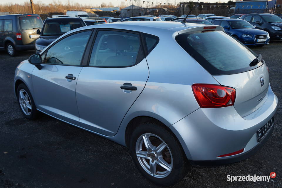 14 benzyna 85 5 drzwi zarejestrowany centralny zamek Częstochowa