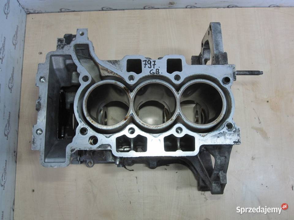PEUGEOT 208 12 VTI HMZ HM01 82 blok silnika Części samochodowe