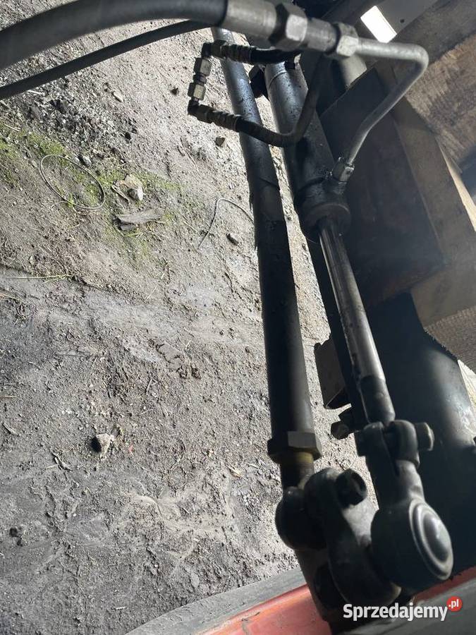 Silownik tylnej osi skrętu Claas Dominator Namysłów