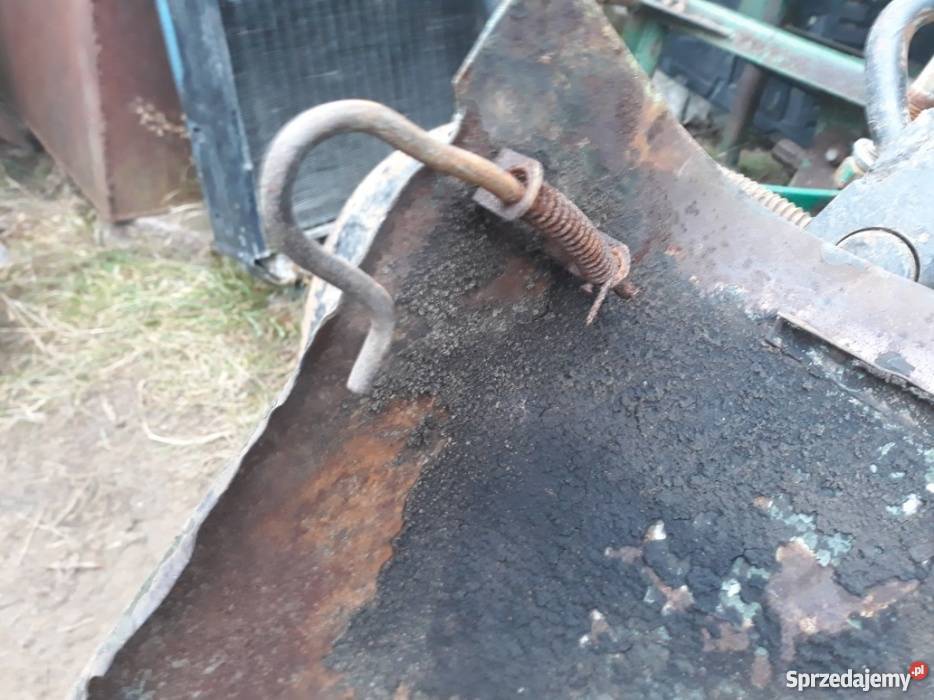 Maska osłona do ciągnika Zetor K25 nieuszkodzony Bucze