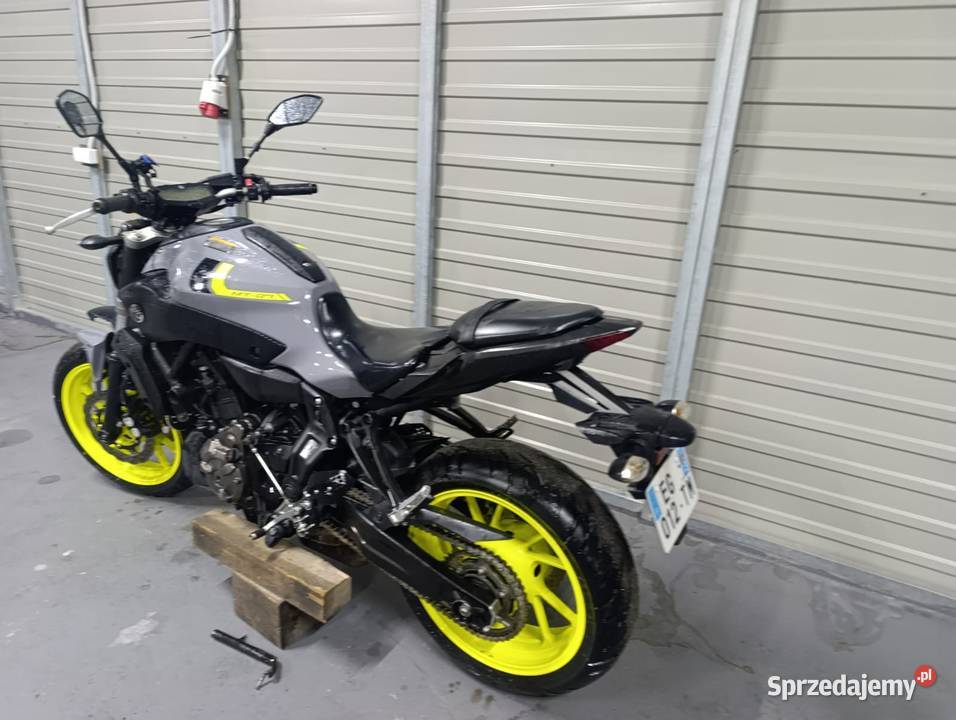 Yamaha MT07 FLUO 35kW A2 8 transport RATY Motocykle, skutery, quady