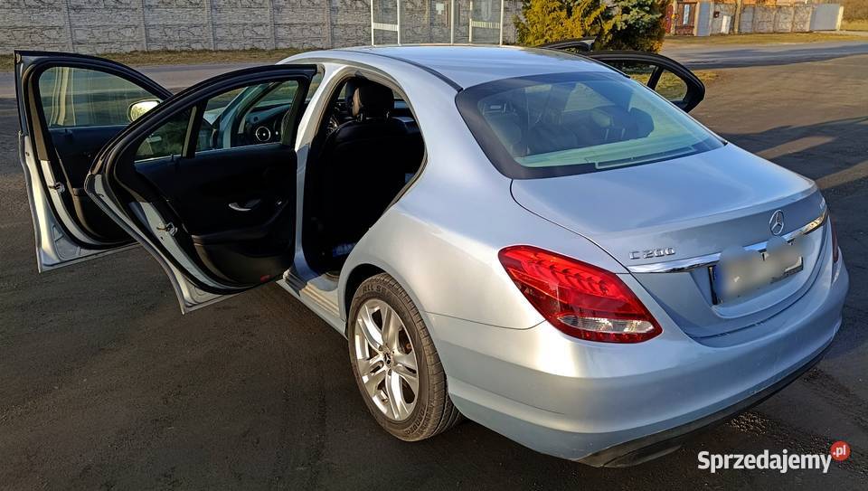 Mercedes W205