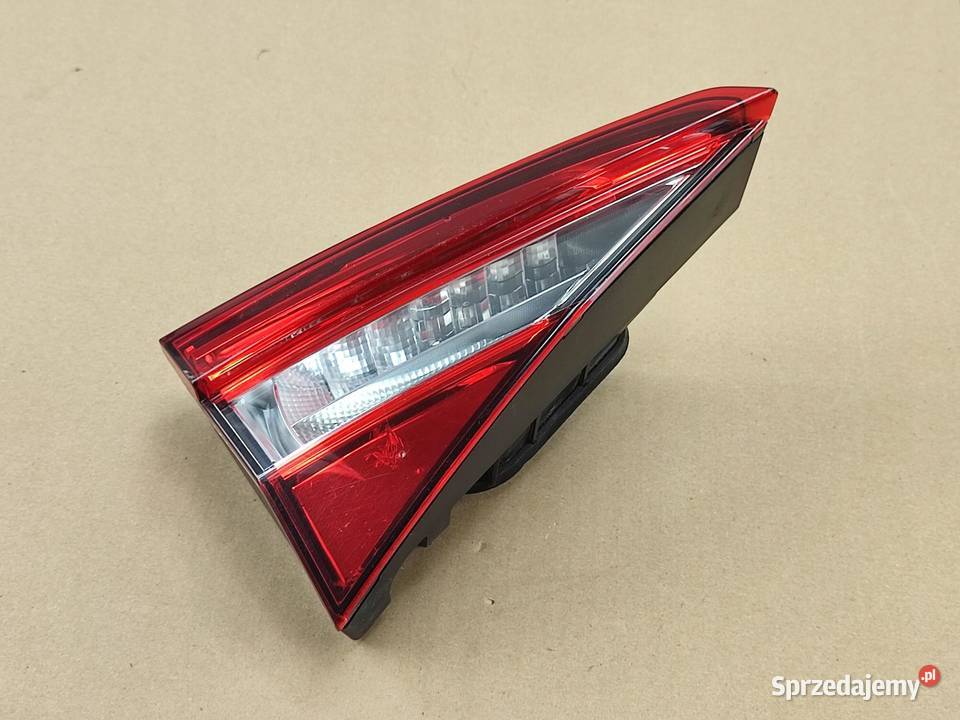 LAMPA LEWY TYŁ W KLAPĘ SKODA SUPERB III KOMBI
