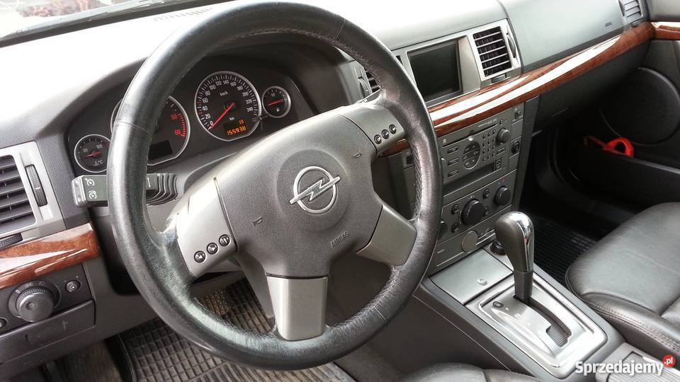 Opla Vectra C 22 DTI 125 wersji COSMO hak