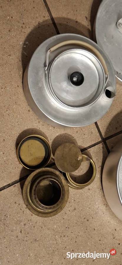 Zestaw naczyń turystyczny aluminiowy z PRL śląskie Chorzów