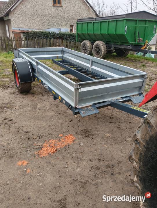 Laweta pod koparkę zarejestrowana i ubezpieczona Wieprz