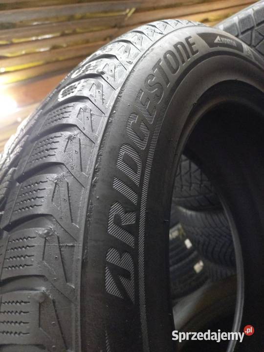 2x Opona używana zimowa 23555R18 BRIDGESTONE 209 Samochodowe podlaskie Zaścianki