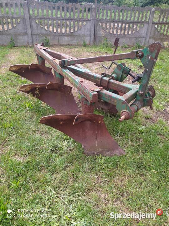 Sprzedam plug 3 skibowy nieuszkodzony Pługi