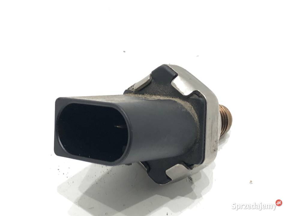 CZUJNIK CIŚNIENIA PALIWA SKODA RAPID 04C906054C Motoryzacja podkarpackie