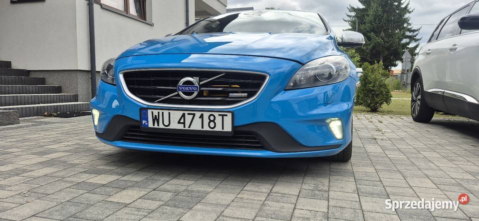 Volvo V40 D2 RDesign Momentum Rebel Blue limited immobilizer Nasielsk