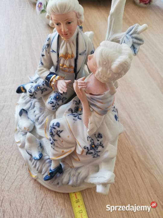 Figurka sygnowana Royal ręcznie malowana małopolskie Ropa