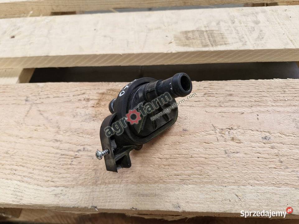 Zawór mechaniczny John Deere 6010 6110 6220 Byków sprzedam