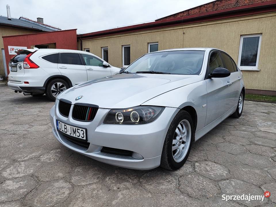 BMW 320i