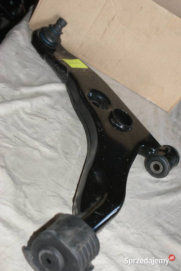 WAHACZ MITSUBISHI CARISMA NOWY 19 1996092006 osobowe Pozostałe Białobrzegi sprzedam