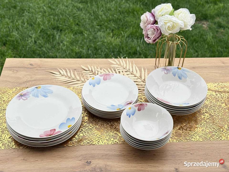 189 Serwis obiadowy 24 elementy stokrotki Zabrze