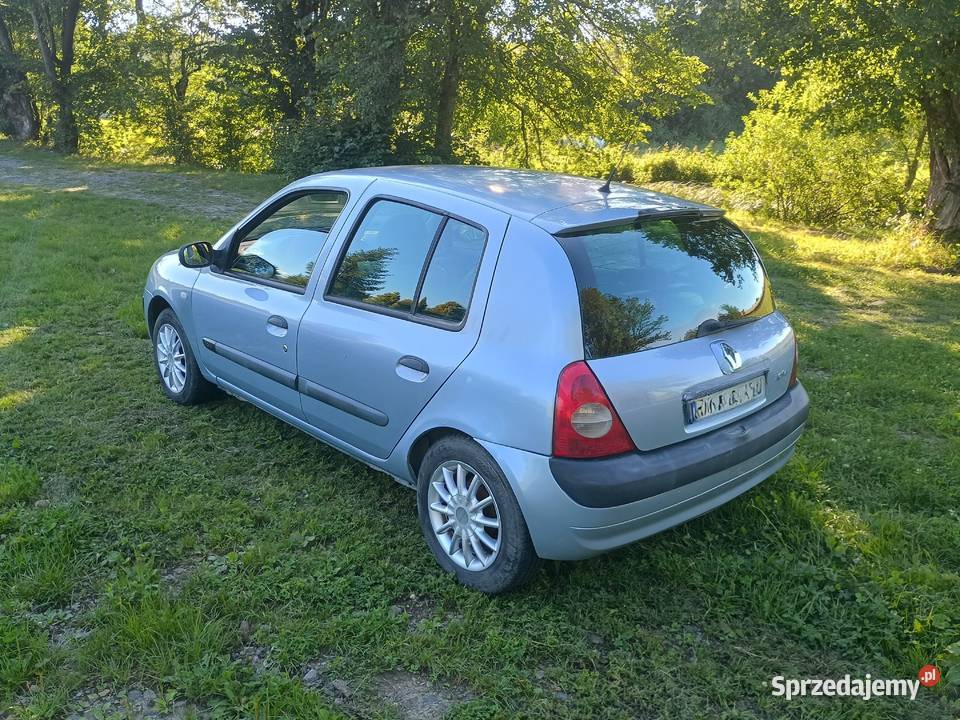 Clio 12 16v 70KM