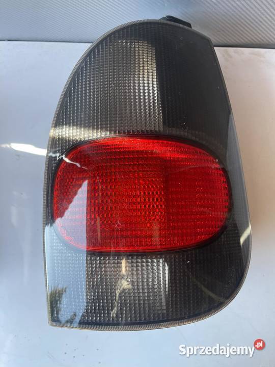 RENAULT ESPACE 3 PRAWA LAMPA TYŁ osobowe Ostroróg