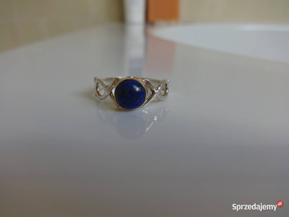 Srebrny włoski pierścionek z lapis lazuli Tomaszów Mazowiecki sprzedam