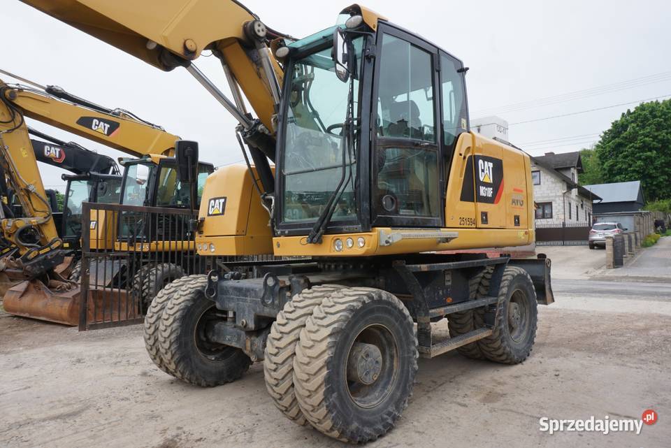 Koparka kołowa CAT M 318 F 2018 Jeziorko sprzedam