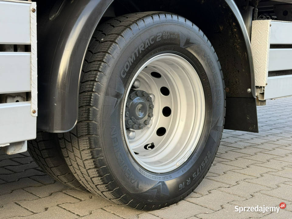 Iveco Daily 70C18 V H Firana Winda 1000 8Palet świętokrzyskie Widełki