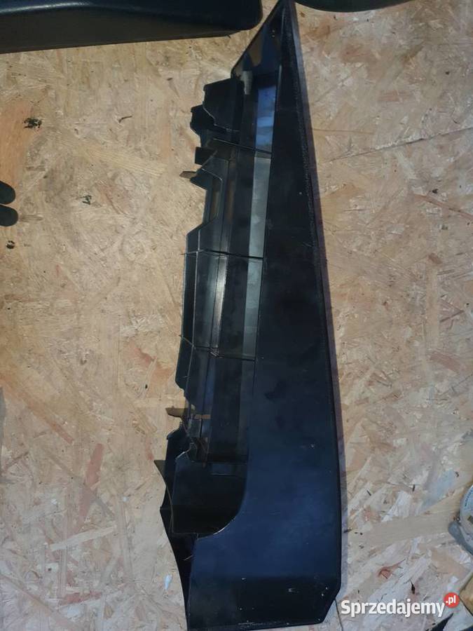 tylni tunel schowek w124 coupe c124 Warszawa sprzedam