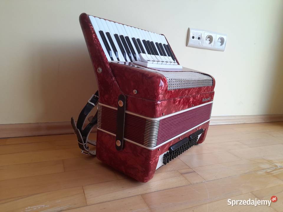 Akordeon Victoria II 80 basowy z walizką Instrumenty dęte