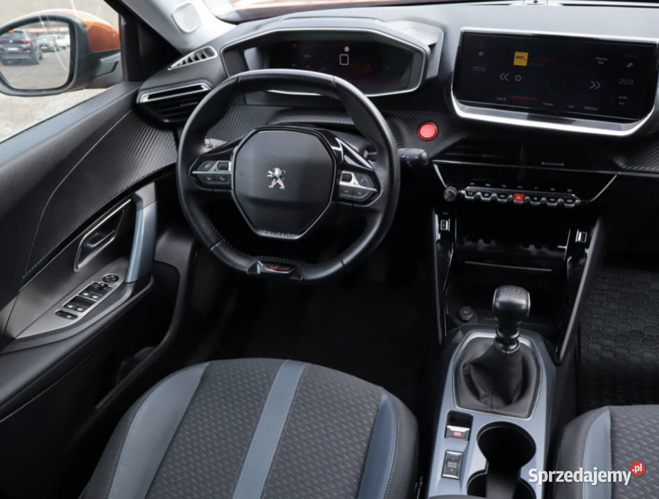 Peugeot 2008 12 PureTech benzyna