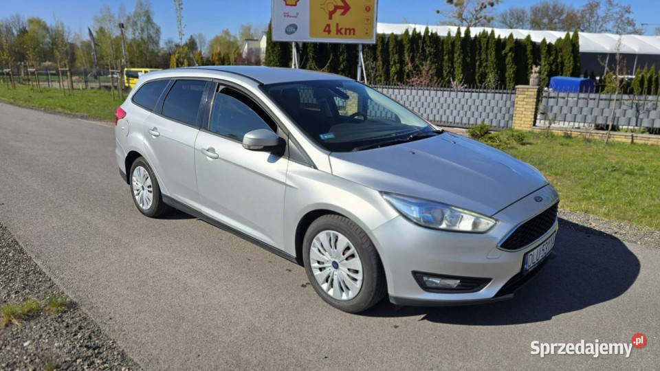Ford Focus 15 T Benzyna Salon Grzane Fotele Mk3 ABS Focus mazowieckie Karczew