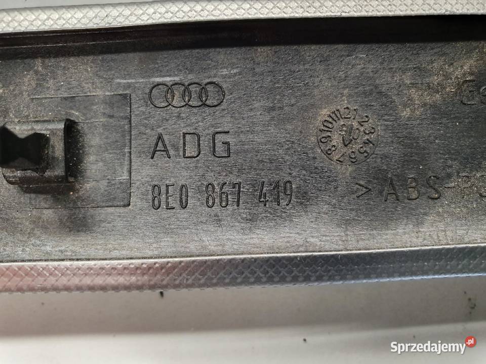 LISTWA DEKORY DRZWI AUDI A4 B7 S LINE 8E0867419 Przystajń sprzedam