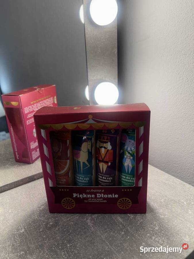 Farmona zestaw 4 kremów do rąk w trosce o piękne