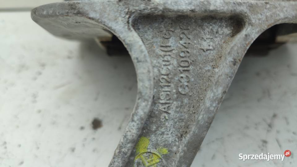 15VW SEAT AUDI SKODA 931ZBDG348700J ŁAPA Włoszczowa