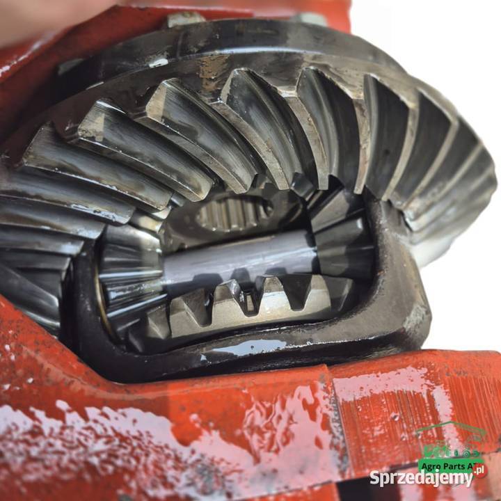 Dyferencjał przedni 10x34 CNH 5153805 Holland podlaskie Ciechanowiec sprzedam