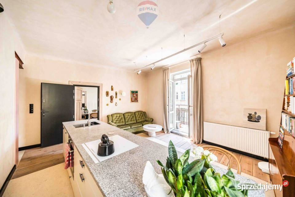 Stylowe mieszkanie biuro kamienica balkon Łazarz Mieszkania Poznań