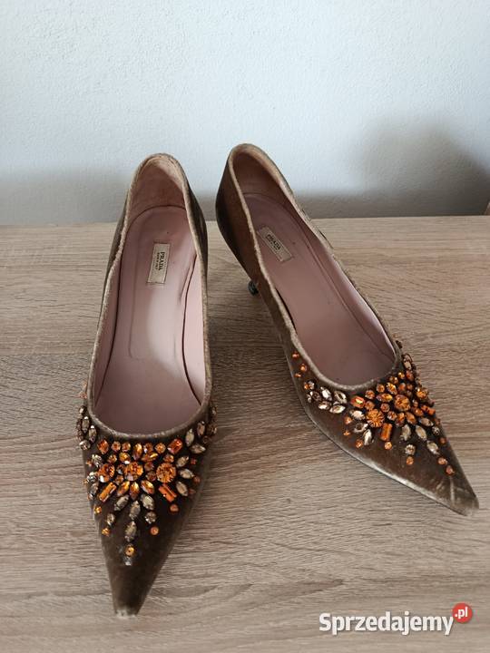 Szpilki Prada Vintage beżowe Y2K sprzedam