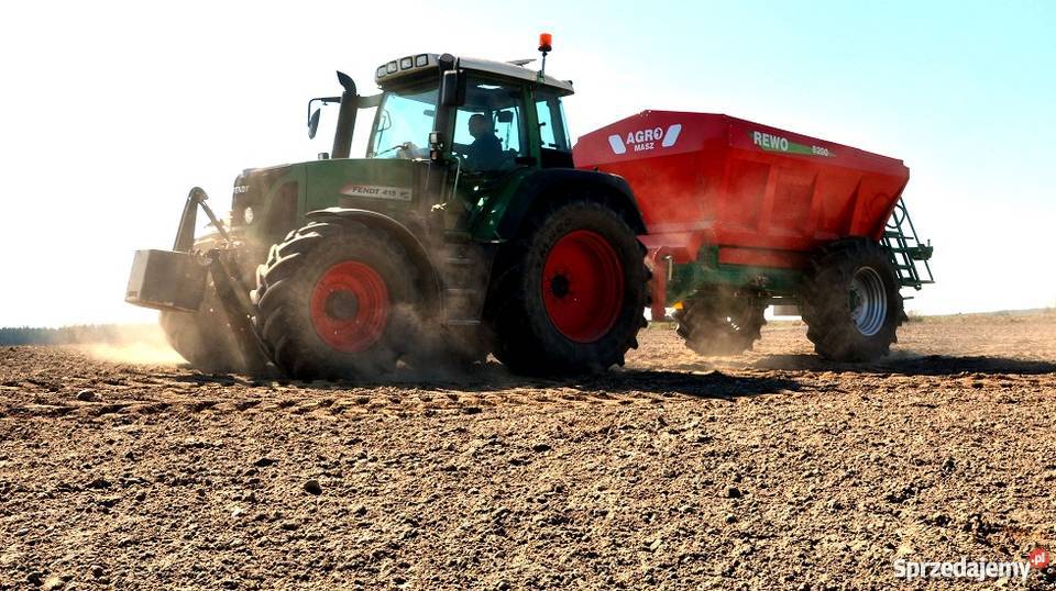 Rozsiewacz do wapna REWO 8200 litrów AgroMasz Rogóźno
