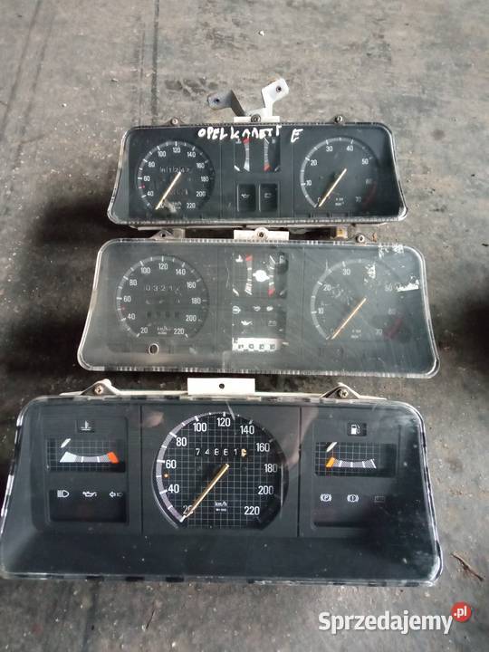 Opel kadett E zegary Łódź